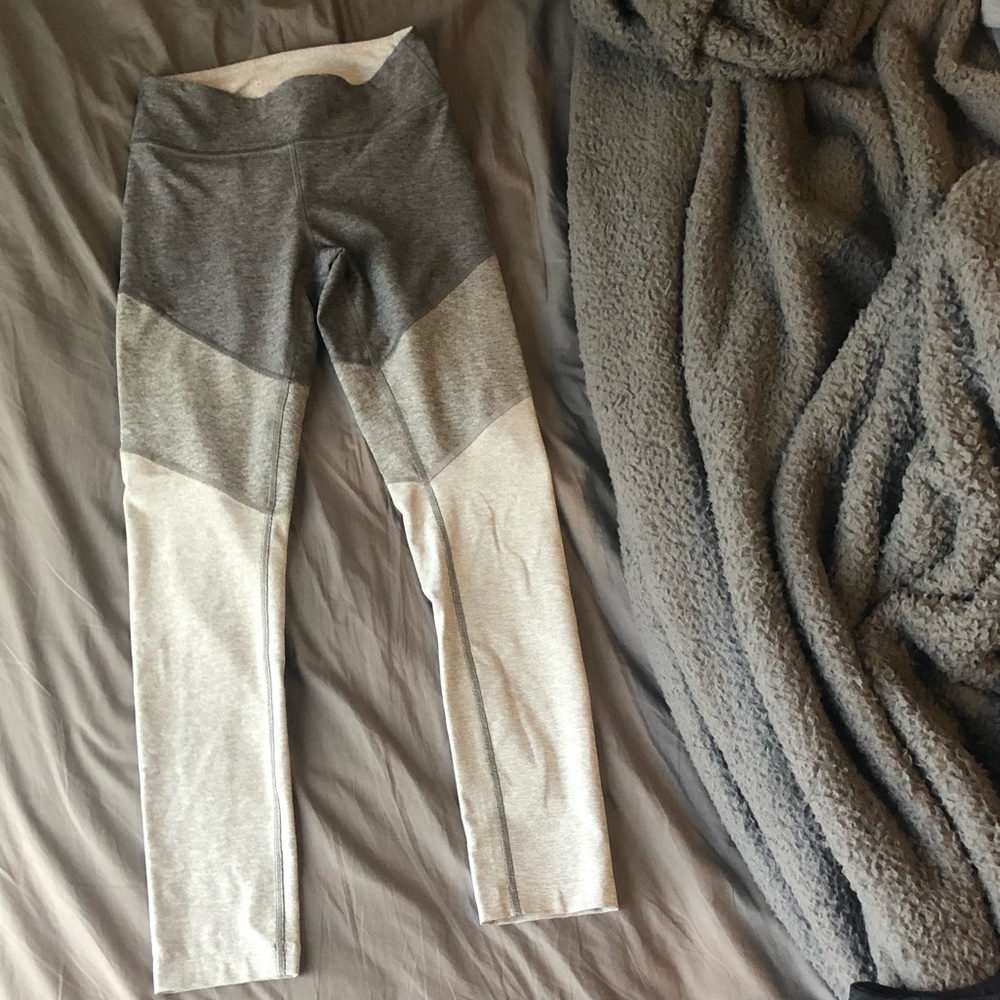 Outdoor voices leggings